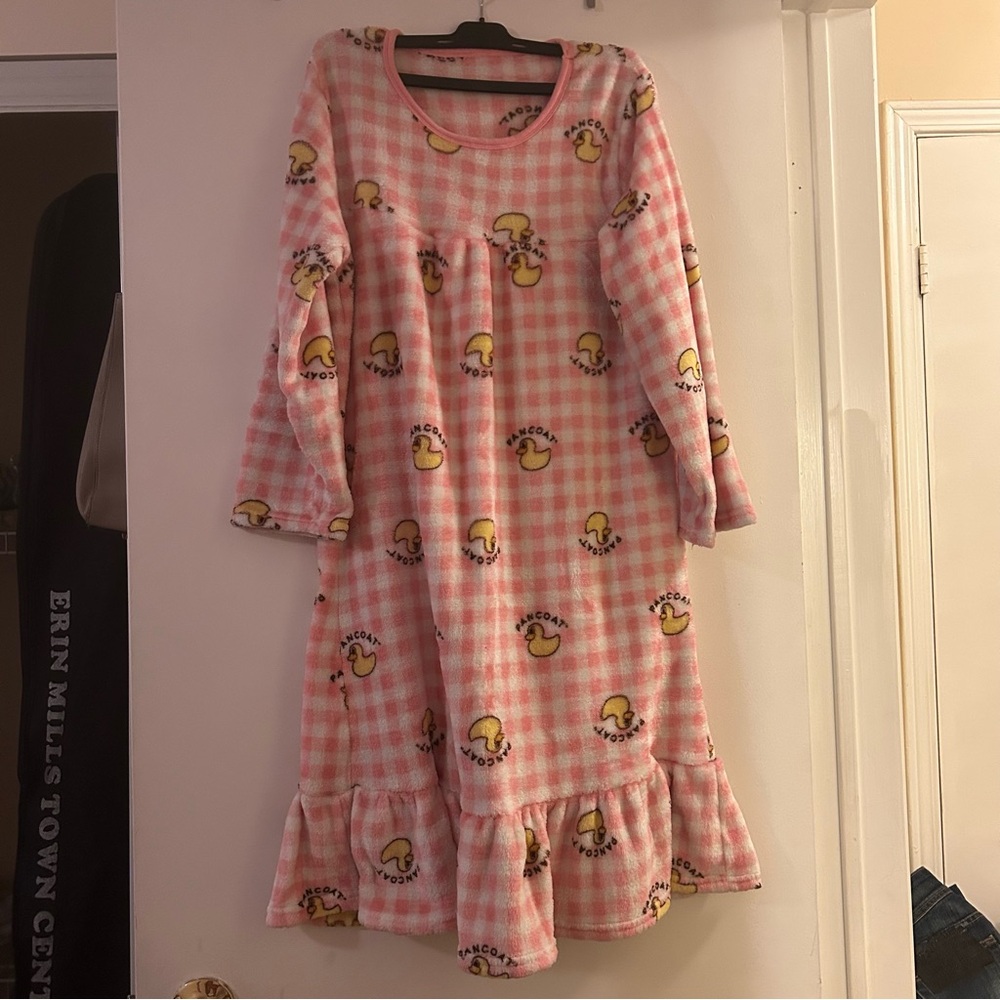 Cartoon Pajama Set - Picture 5 of 9